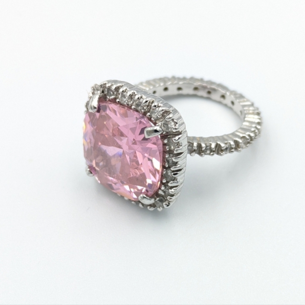5/25$  Statement silver tone and rhinestone pink cocktail ring